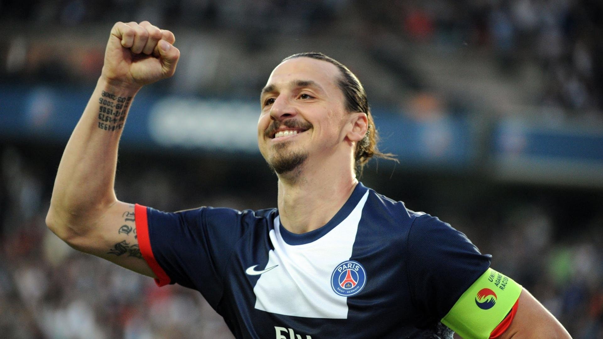 “西甲强队对决,场上一触即发激烈碰撞”,曾经的西甲强队