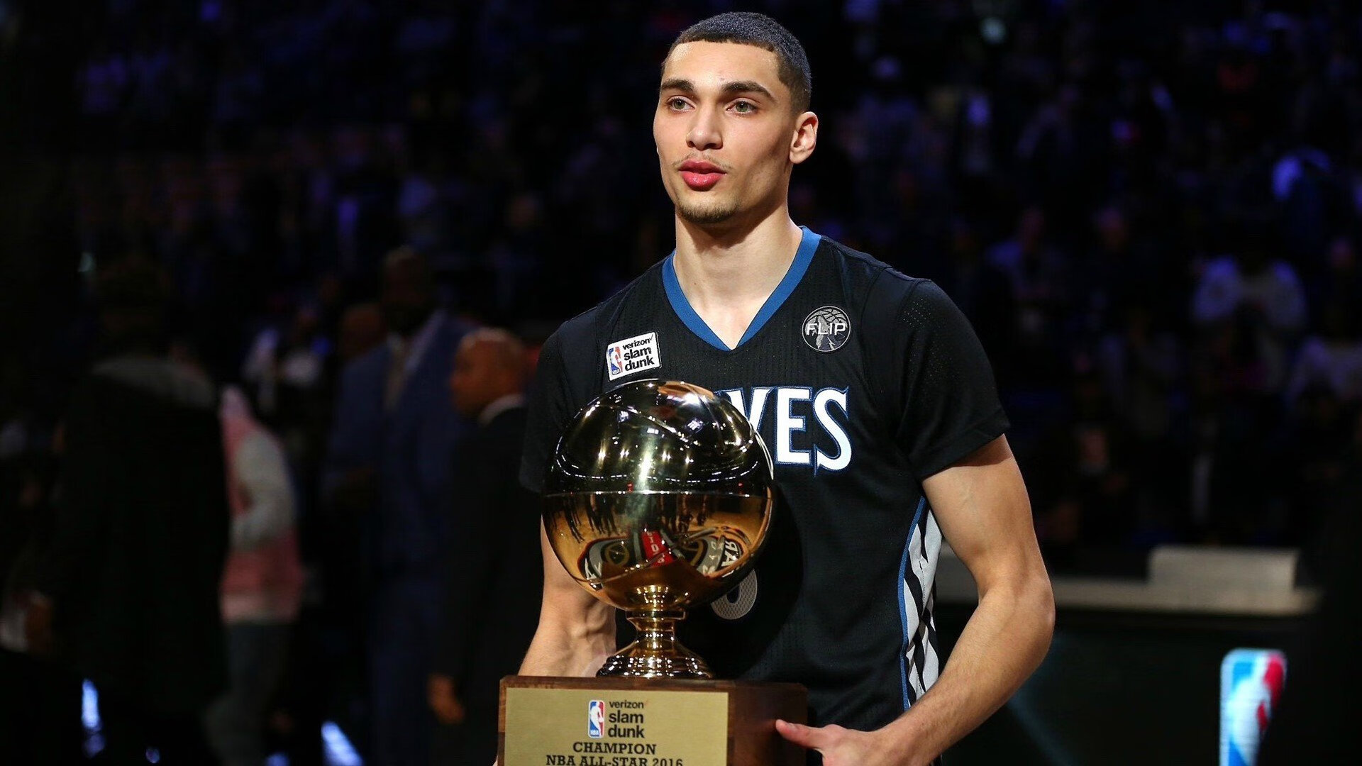 马刺与法国联赛签署人才输送协议,未来之星直通NBA,马刺发展联盟比赛视频